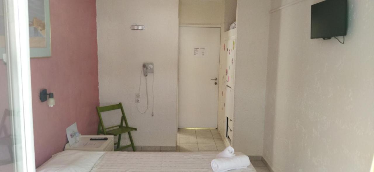 Cleo Rooms 250M From The Beach Малиа Экстерьер фото